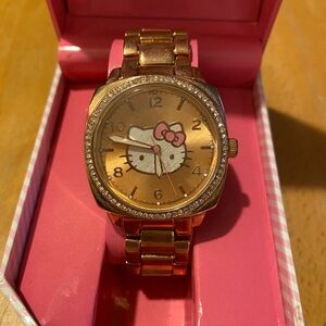 SANRIO HELLO KITTY ROSE GOLD WATCH